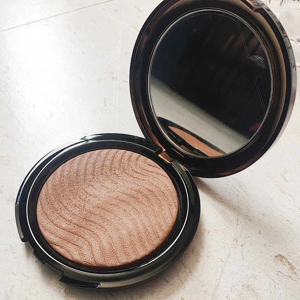 MAKE UP FOREVER BRONZER!!